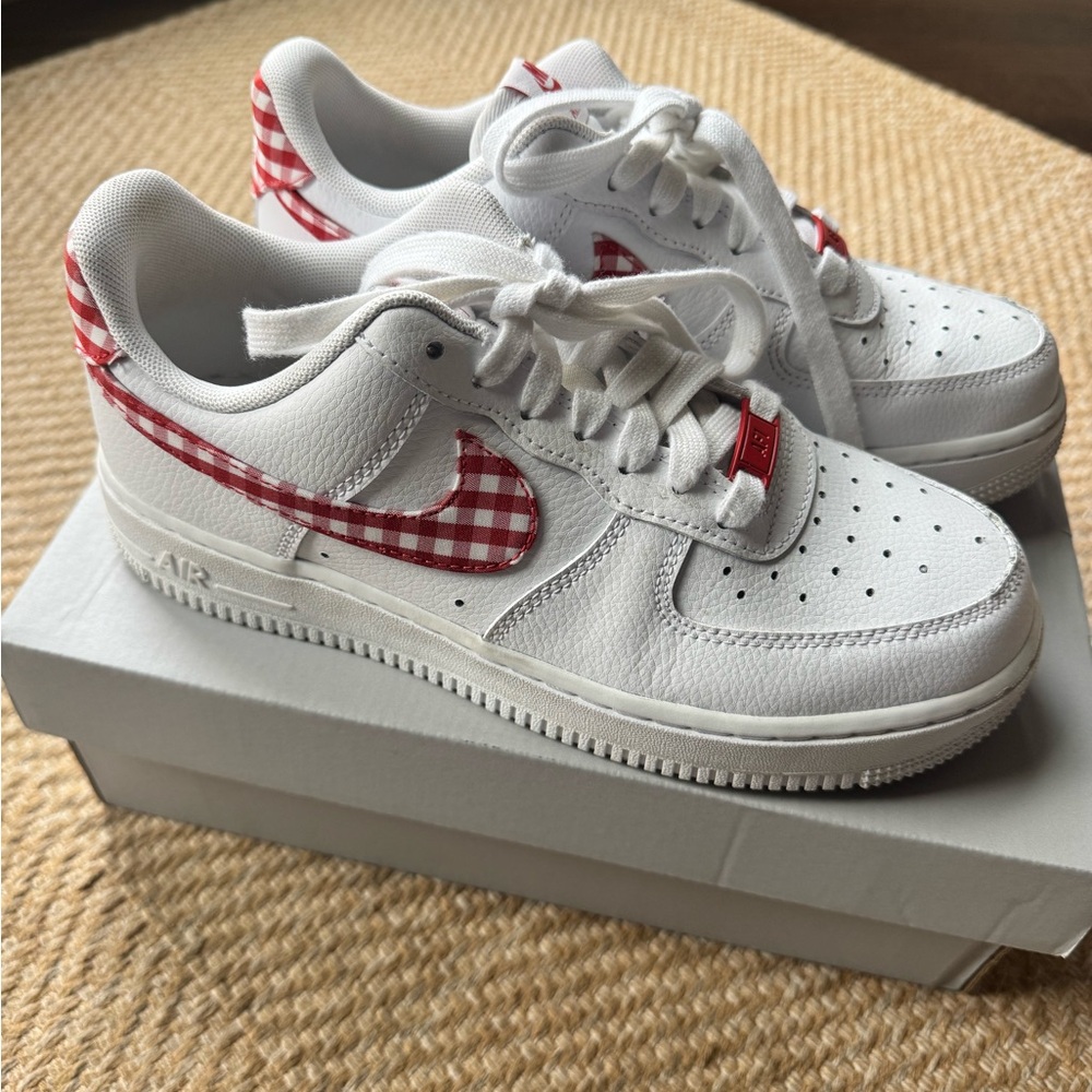 Nike Womens Air Force 1 ‘07 Red Gingham